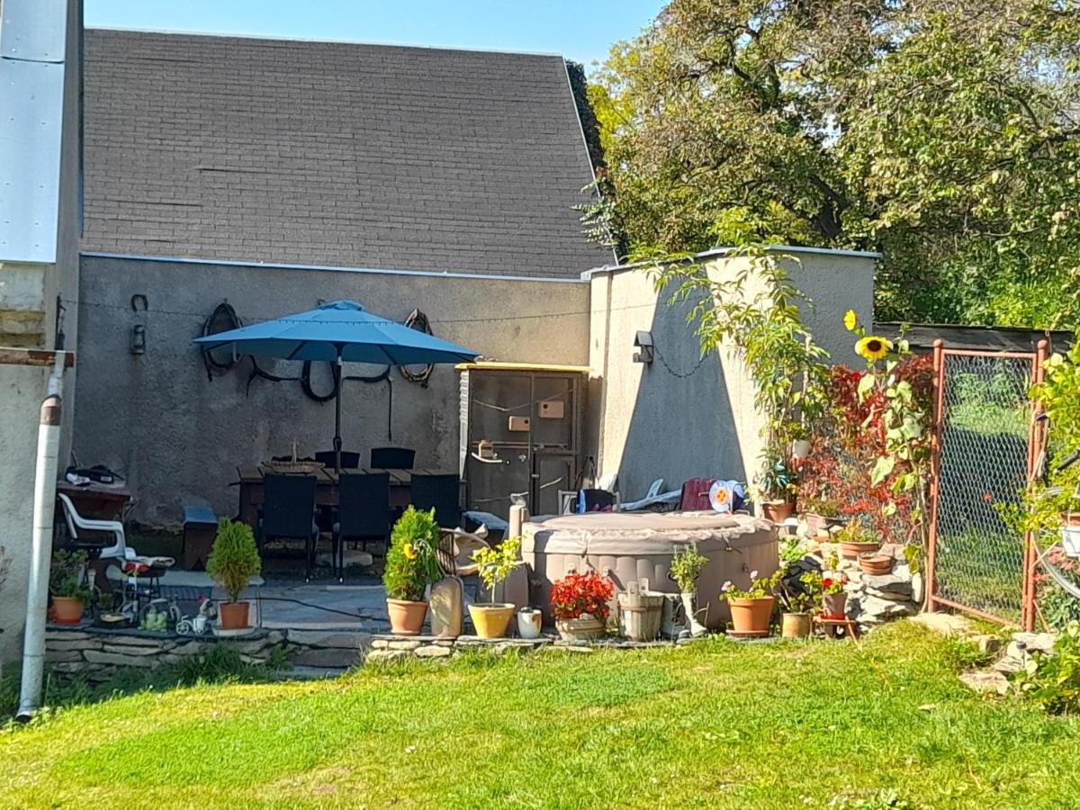 Villa Ubytovani U Machalu Leskovec Nad Moravici Exterior foto